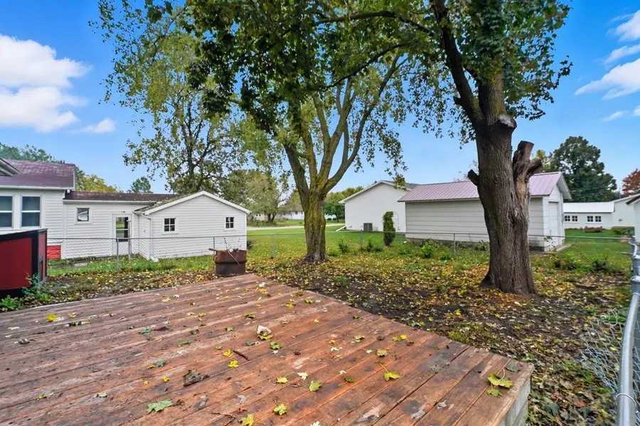 309 W 4th Street, Allison, IA 50602 - Image #2