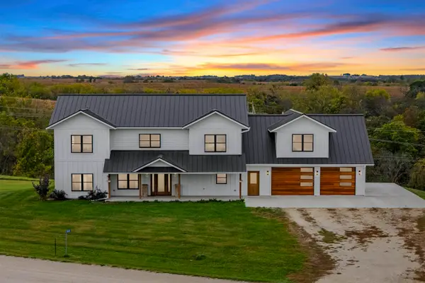 2183 Waterview Lane, Lansing, IA 52151