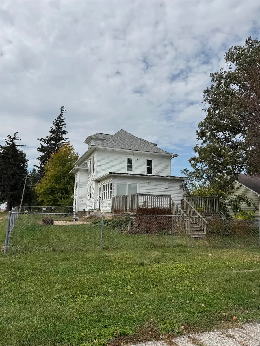 618 State St, Dysart, IA 52224 - Image #2