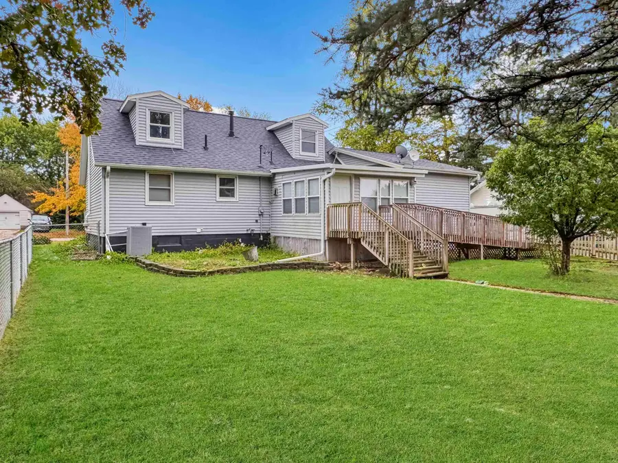 103 Pershing Avenue, Lincoln, IA 50652 - Image #2