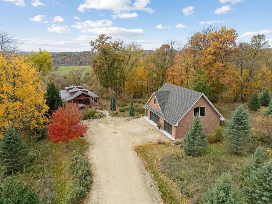 530 Spike Buck Lane, Harpers Ferry, IA 52146 - Image #3