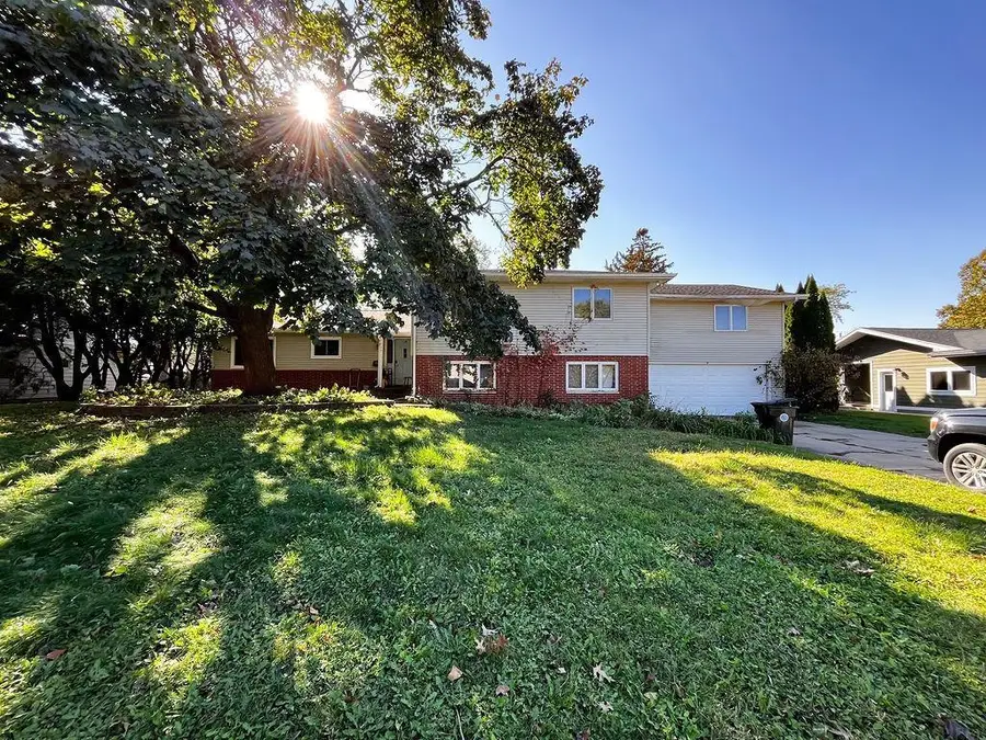 1037 Rachael Street, Waterloo, IA 50701 - Image #3