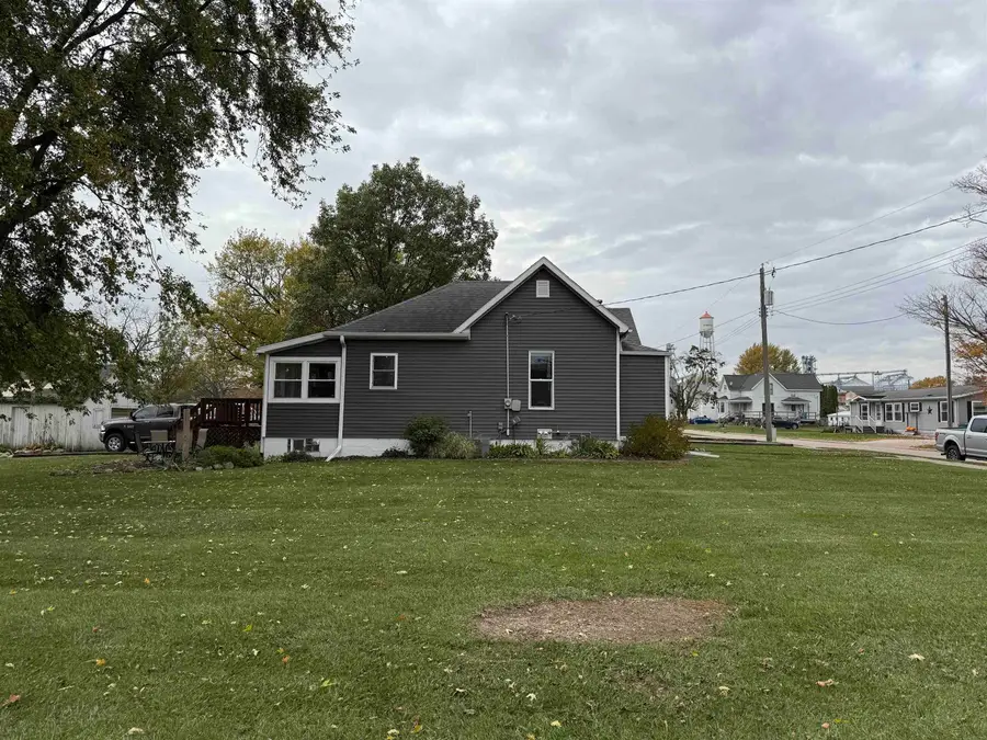 218 Pearl St, Hawkeye, IA 52147 - Image #2