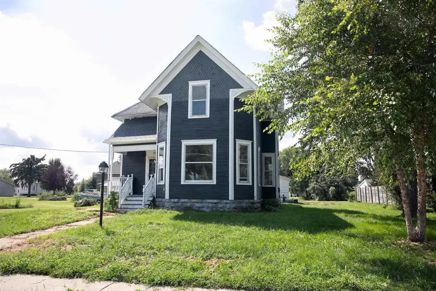 705 Crisman Street, Dysart, IA 52224 - Image #3