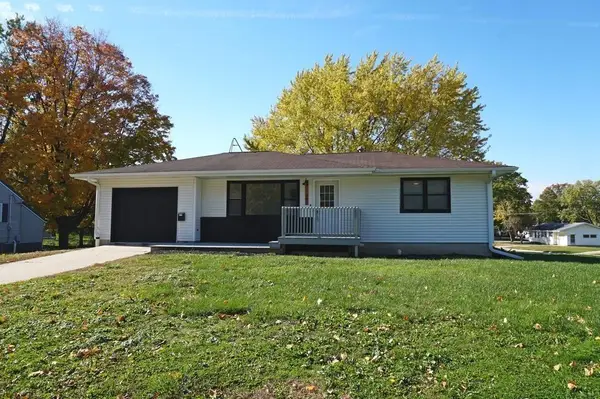 1001 Freeman Street, Charles City, IA 50616