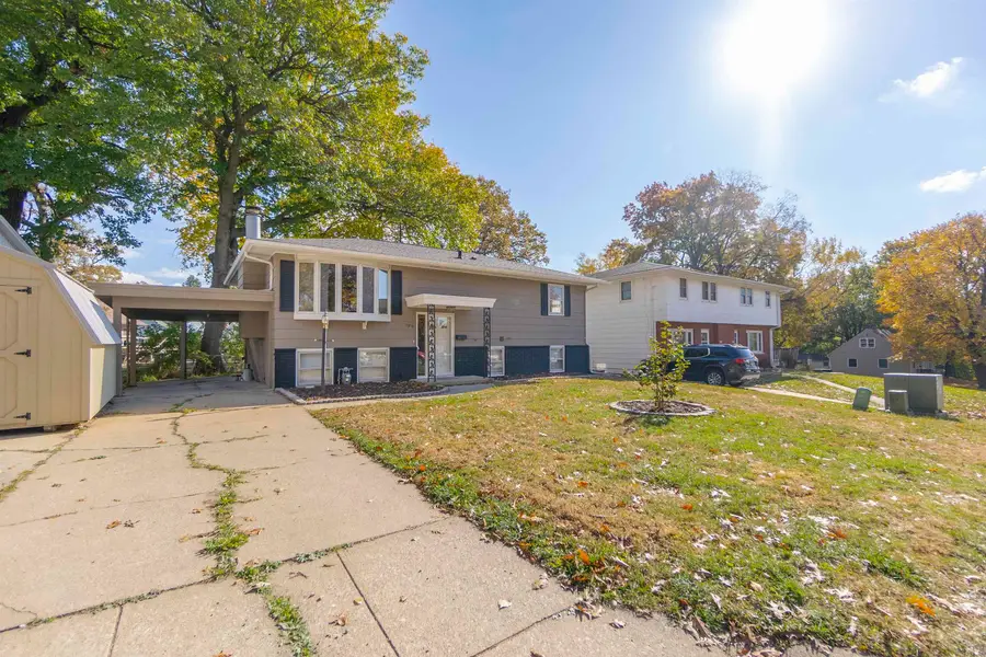 1916 Ashland Avenue, Cedar Falls, IA 50613 - Image #2