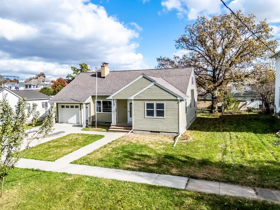 616 State Street, Dysart, IA 52224 - Image #2