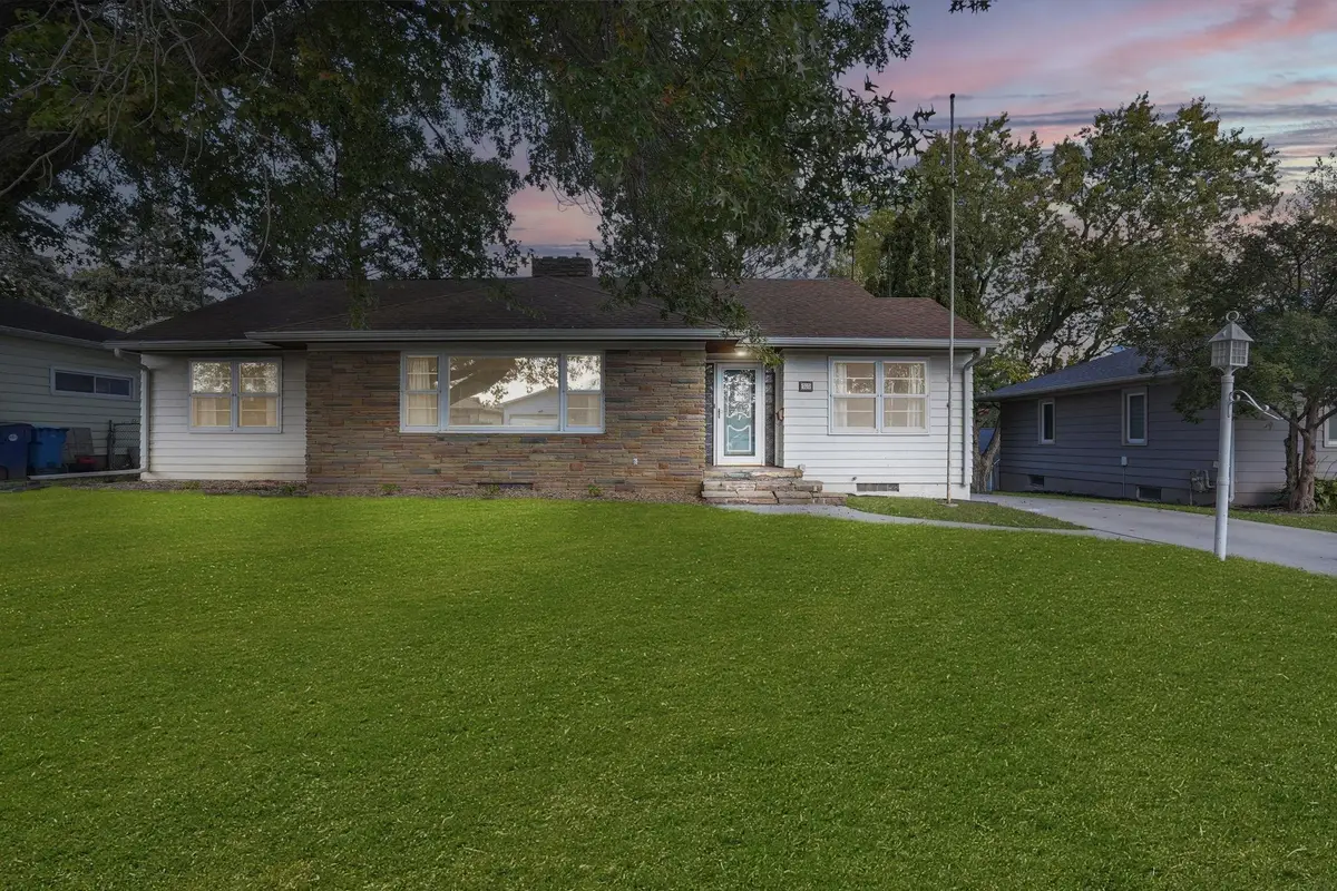 707 Lorraine Avenue, Waterloo, IA 50701 - Image #1