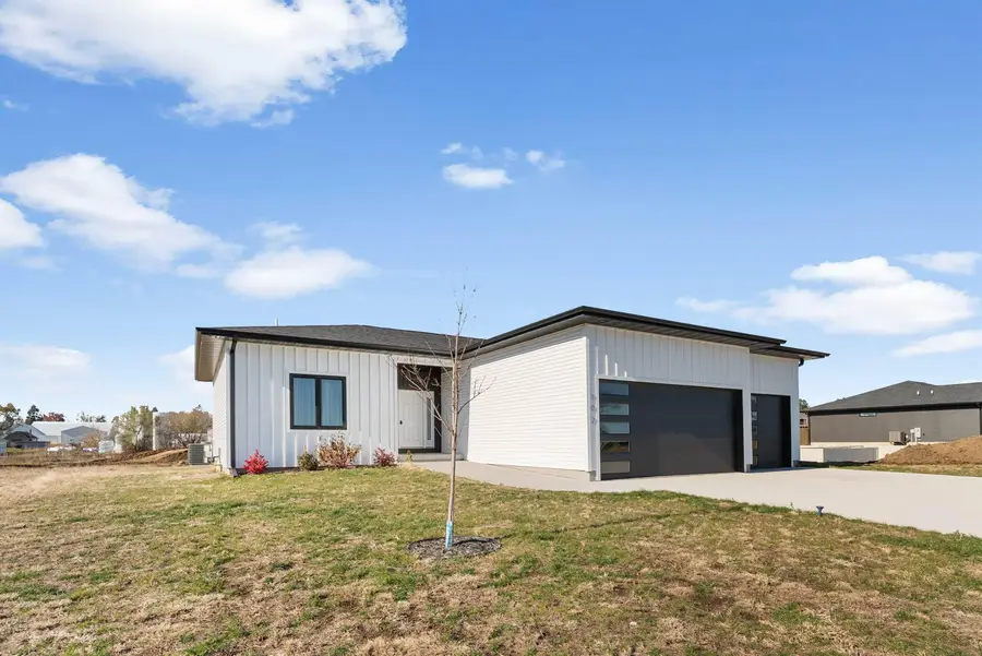 702 Pine Street, Janesville, IA 50647 - Image #2