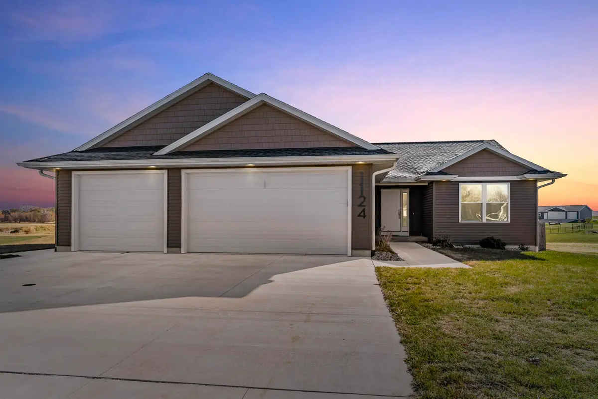 1124 Lozmar Lane, Shell Rock, IA 50670 - Image #1