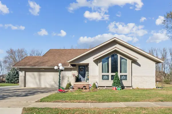 1215 3rd St Ne, Oelwein, IA 50662