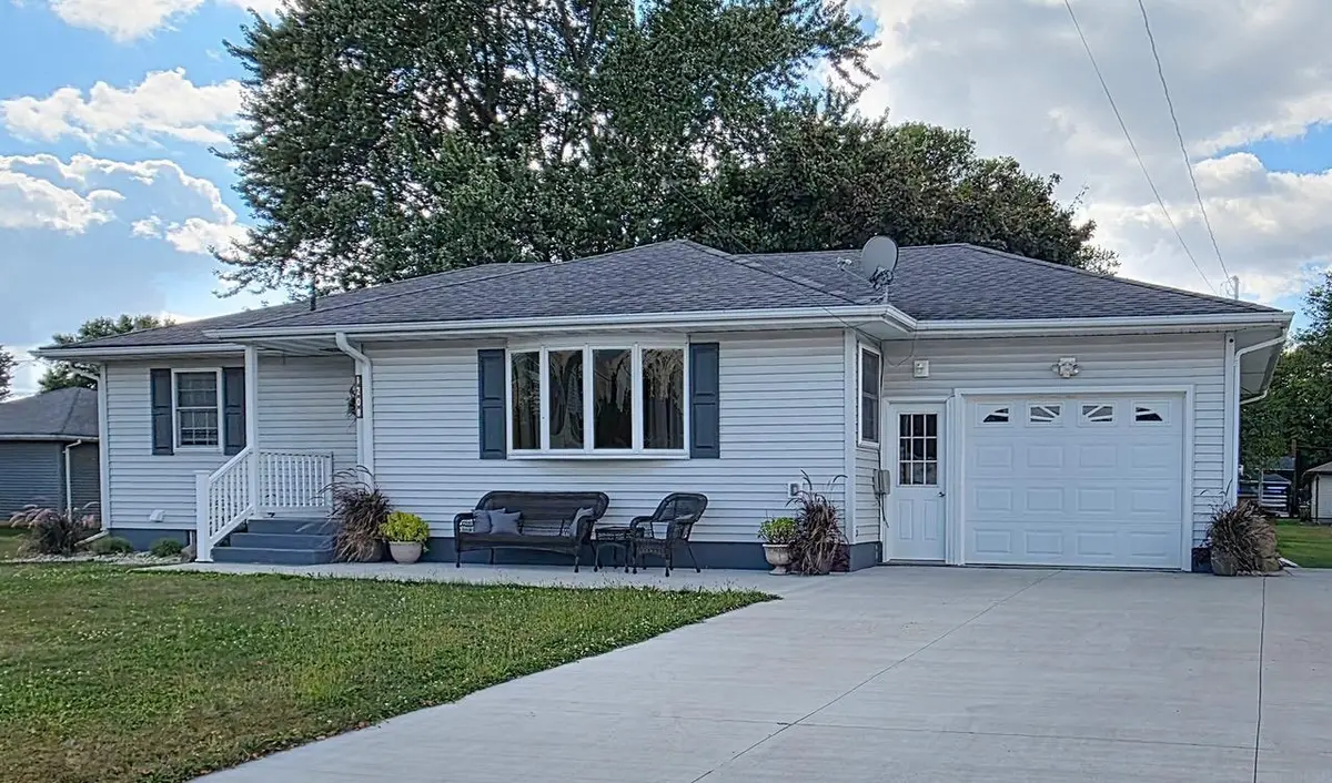 1208 N 2nd Street, Manchester, IA 52057 - Image #1