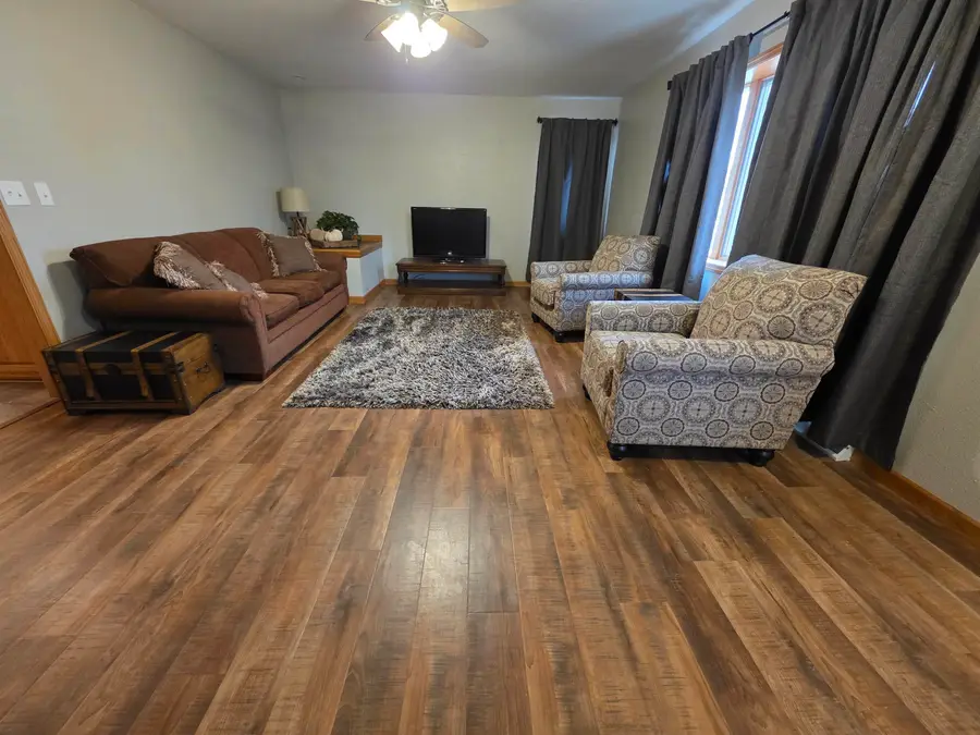 1208 N 2nd Street, Manchester, IA 52057 - Image #3