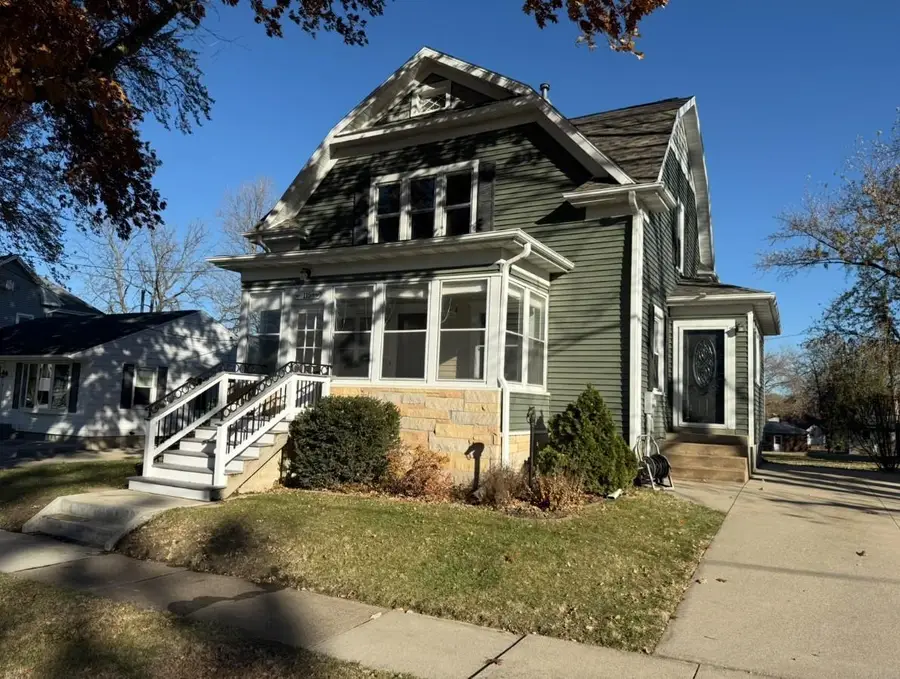 115 Washington Street, Hudson, IA 50643 - Image #2