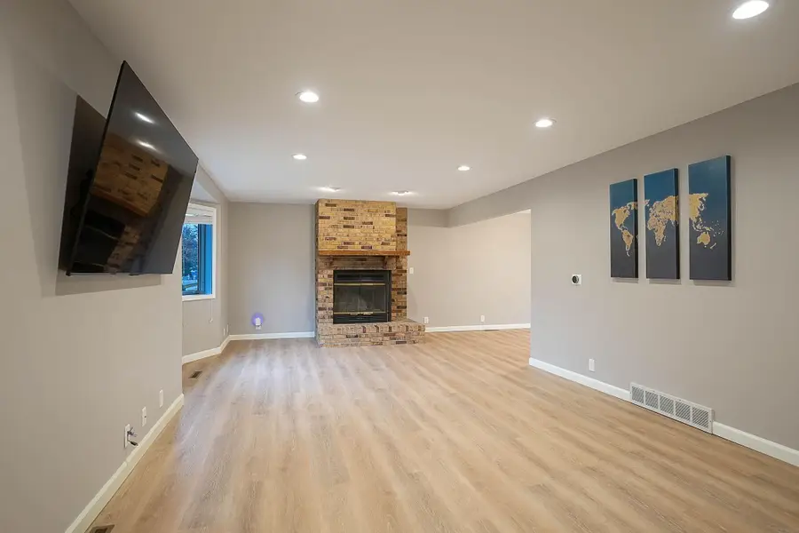 1553 Audubon Drive, Waterloo, IA 50701 - Image #2