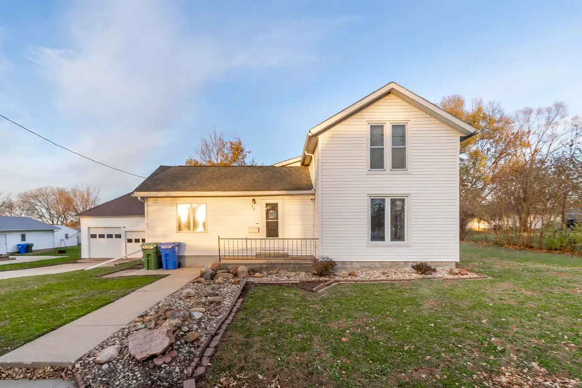 44 Charles City Road, Nashua, IA 50658 - Image #1