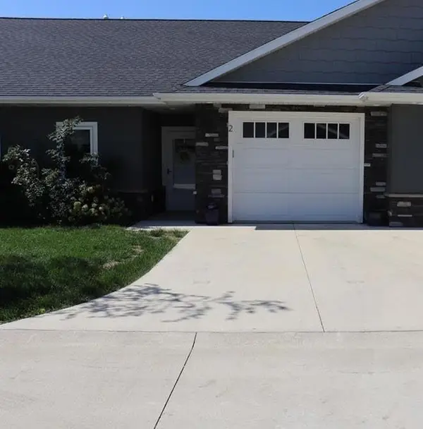 702 E Water Street #2, Decorah, IA 52101