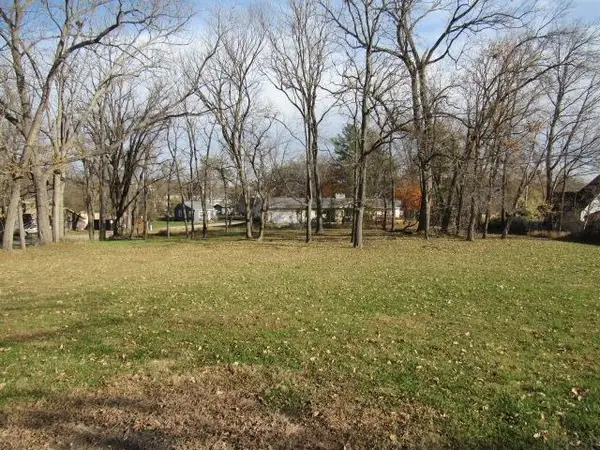 Cherry Street, Anamosa, IA 52205