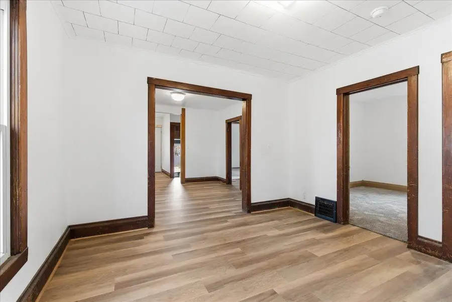 739 W 11th Street, Waterloo, IA 50702 - Image #3