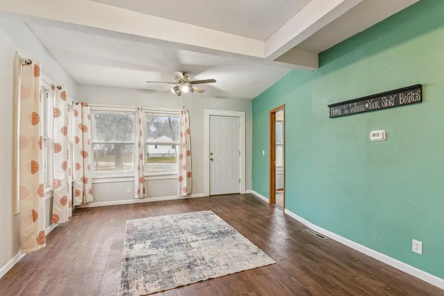 1162 Kern Street, Waterloo, IA 50703 - Image #3