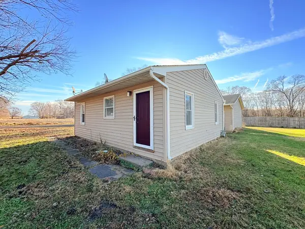 722 S View Drive, Waterloo, IA 50707