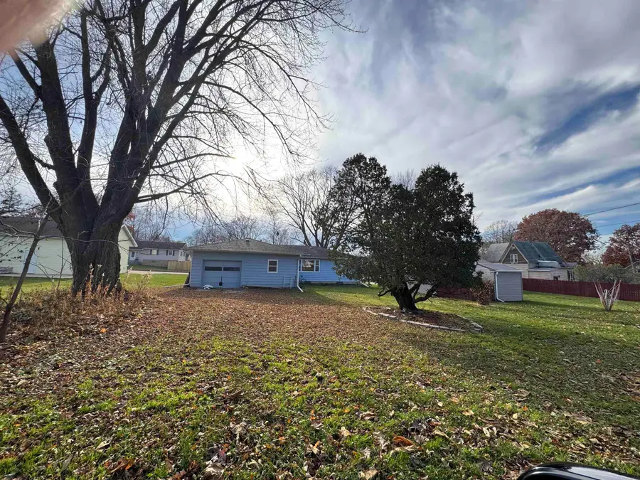 1607 Salzer, Charles City, IA 50616 - Image #2