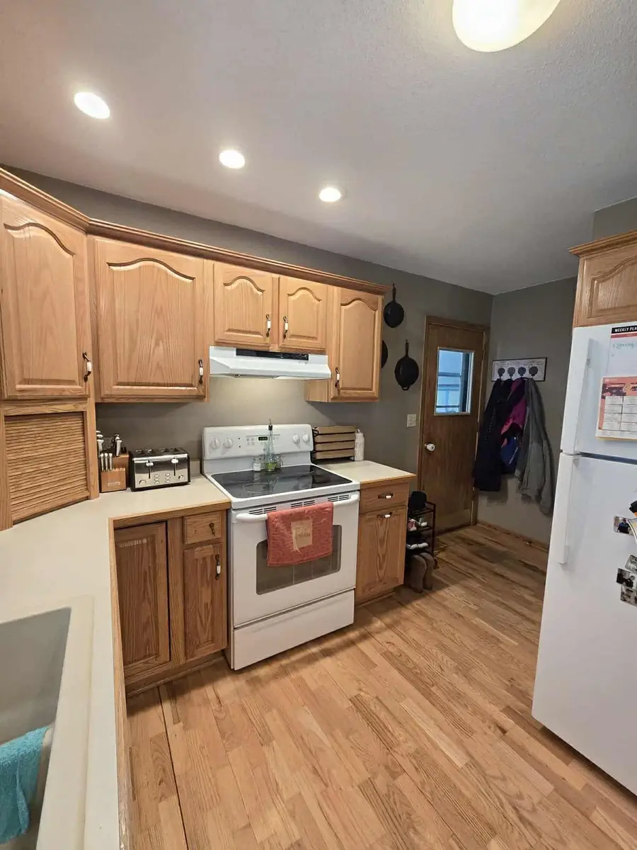 413 4th Ave Ne, Oelwein, IA 50662 - Image #3