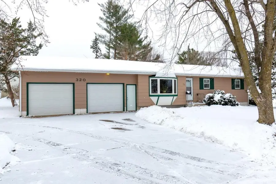 320 Valley, Waterloo, IA 50701 - Image #2