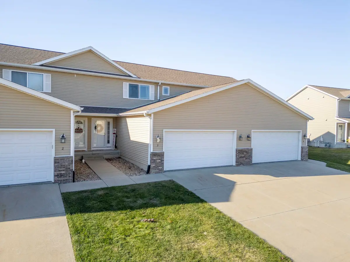 5005 Algonquin Drive #3, Cedar Falls, IA 50613 - Image #1