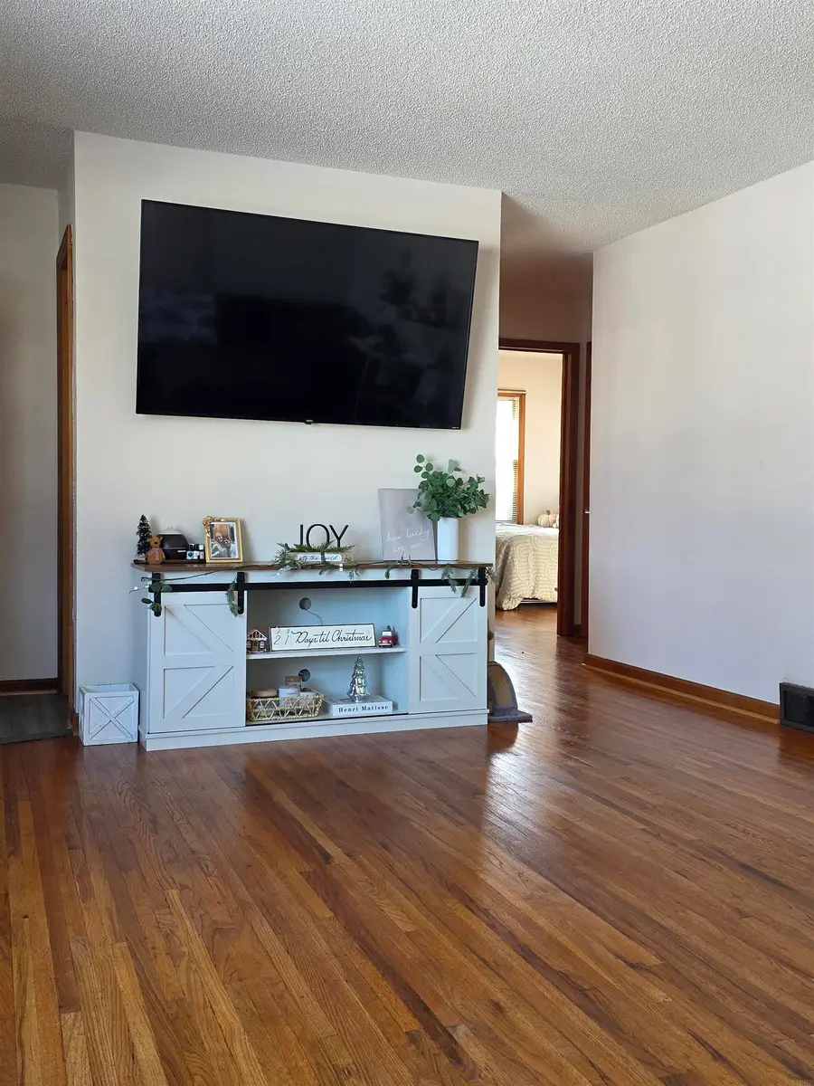 307 6th Ave Ne, Independence, IA 50644 - Image #2