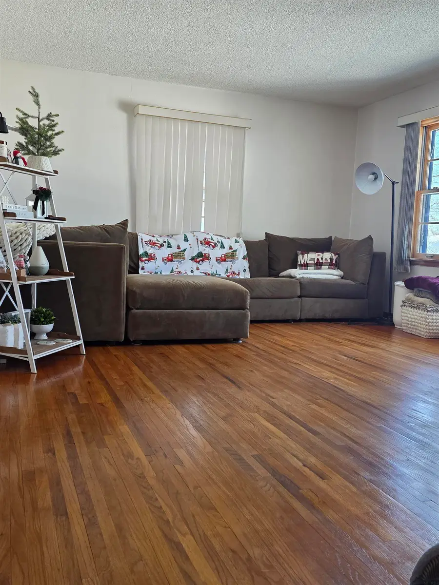 307 6th Ave Ne, Independence, IA 50644 - Image #3