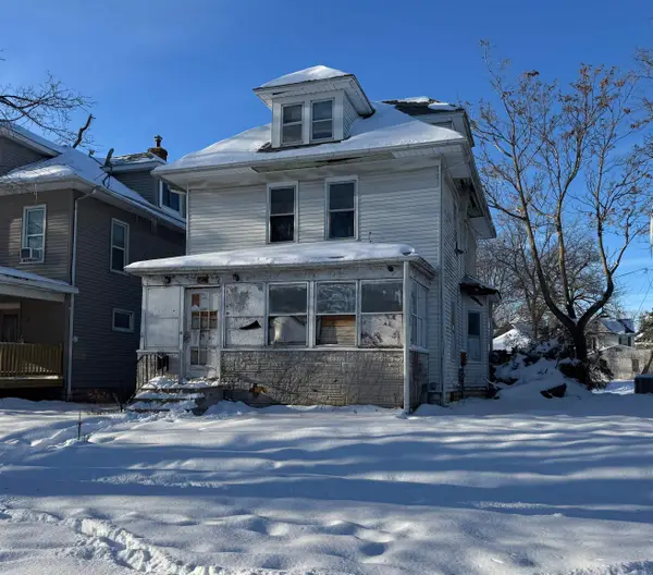 928 W 2nd Street, Waterloo, IA 50701