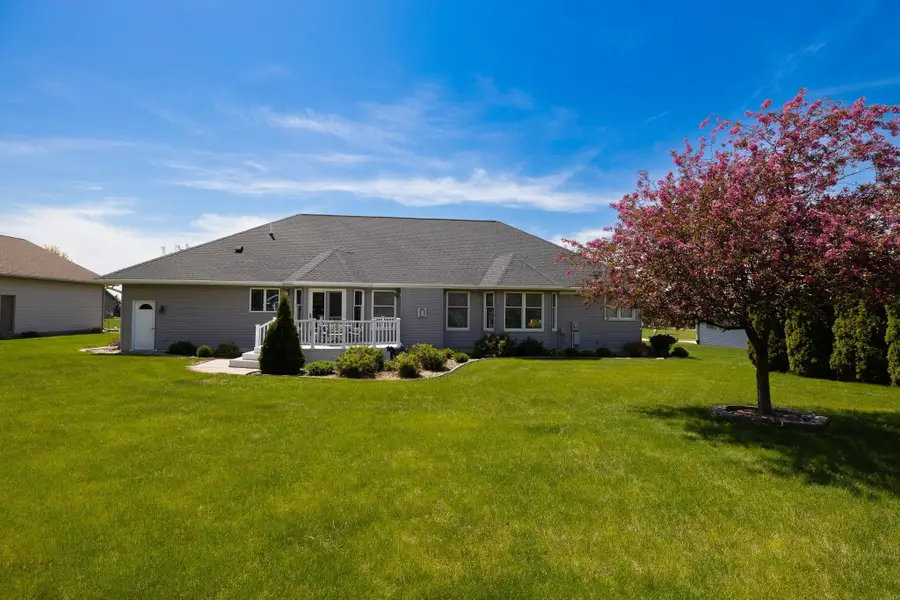 907 Blaine Street, Dysart, IA 52224 - Image #2