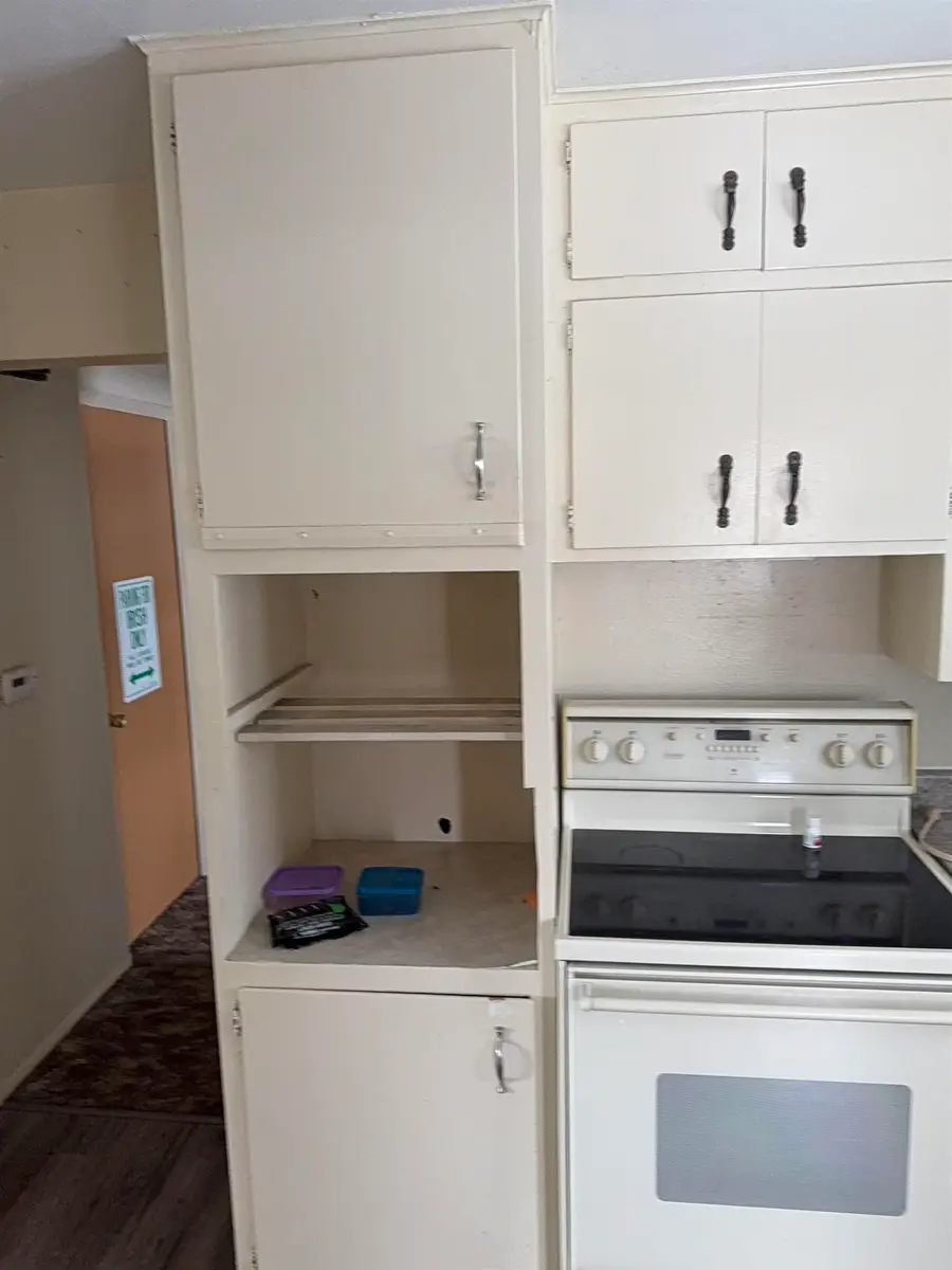 1108 Eleanor, Waterloo, IA 50701 - Image #2