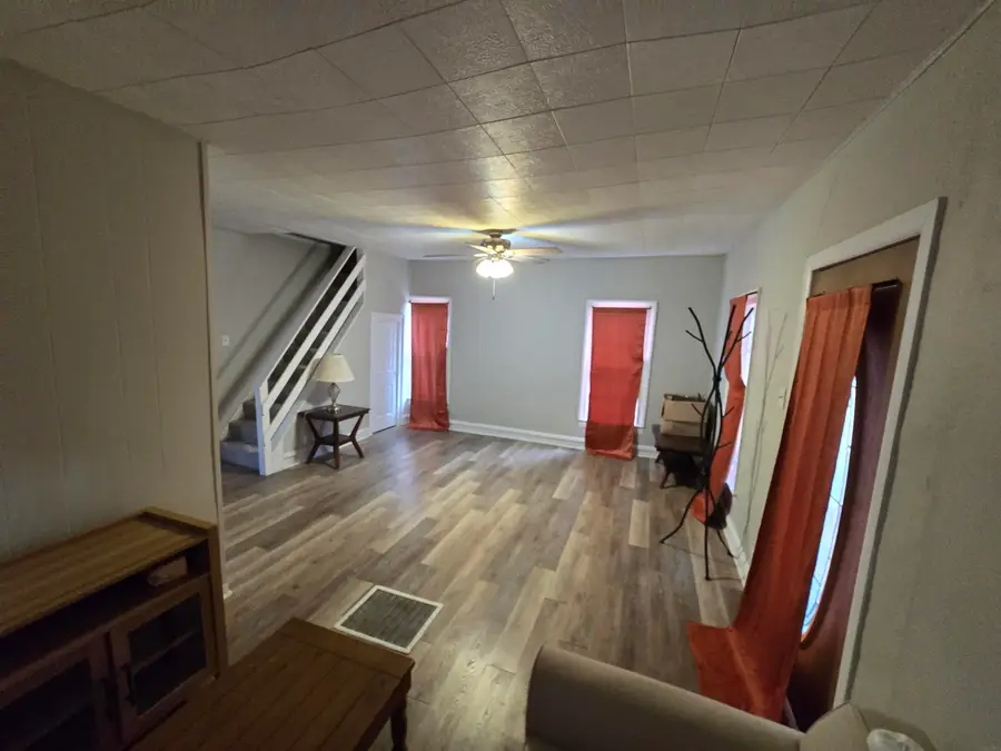 607 Sycamore Street, La Porte City, IA 50651 - Image #3