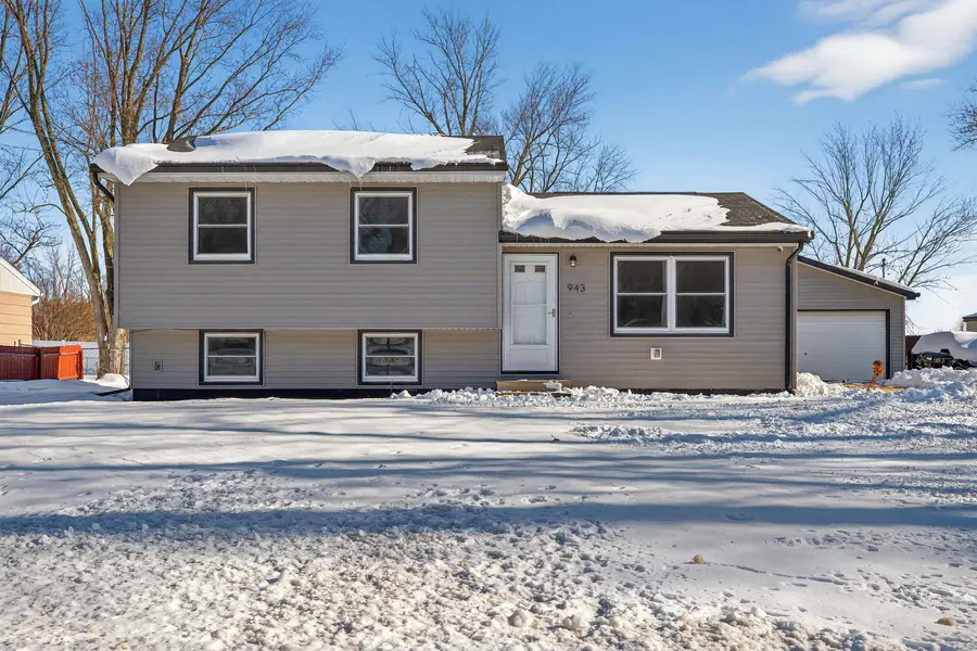 943 Progress Avenue, Waterloo, IA 50701 - Image #2