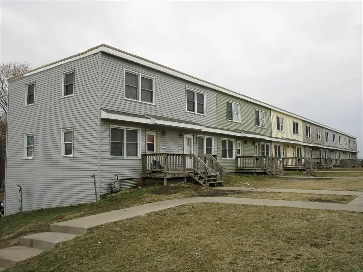 1282 W Mullan Avenue, Waterloo, IA 50701 - Image #1