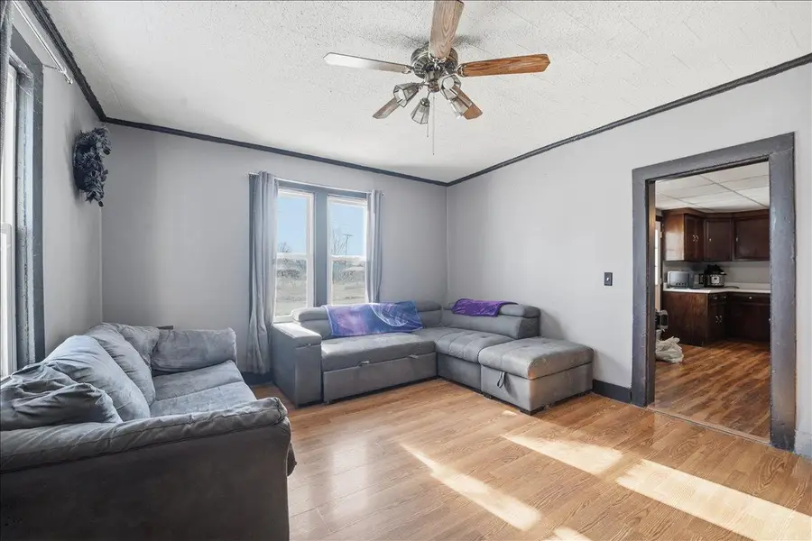 305 I Avenue, Grundy Center, IA 50638 - Image #2