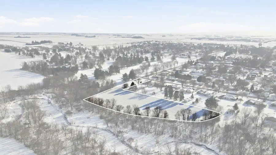 730 Iowa Street, Denver, IA 50622 - Image #2