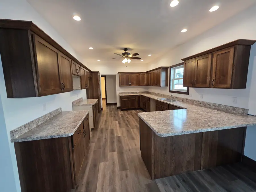 1013 Jerry Lane, Manchester, IA 52057 - #3