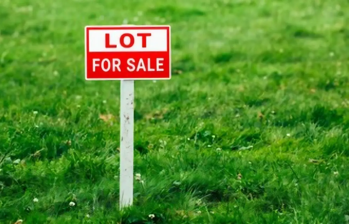 812 10th St Ne, Independence, IA 50644 - Image #1