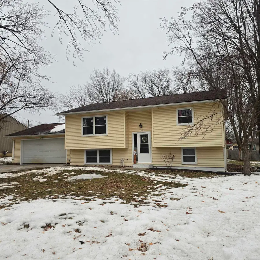109 Highland Ave Avenue, Charles City, IA 50616 - Image #2