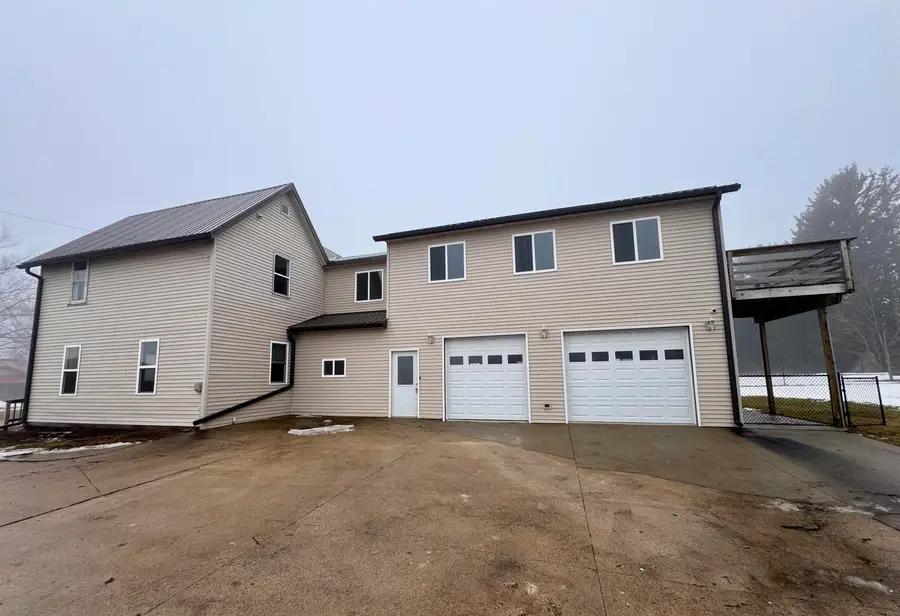 402 NW 9 Street, Waukon, IA 52172 - Image #3