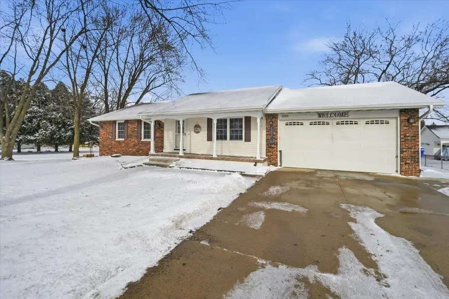 1203 1st St Ne, Oelwein, IA 50662 - Image #3
