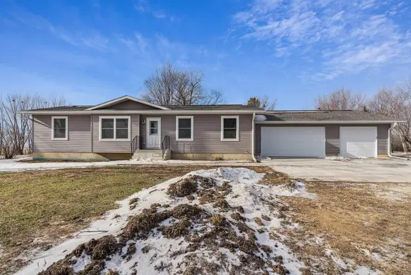 3643 Schenk, Waterloo, IA 50703