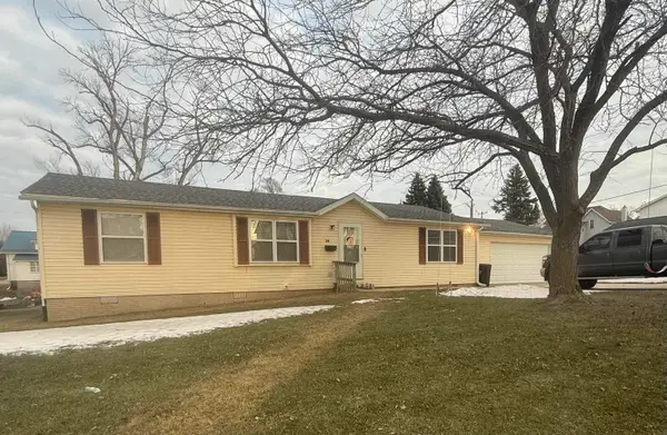 206 N Green St Street, Toledo, IA 52342