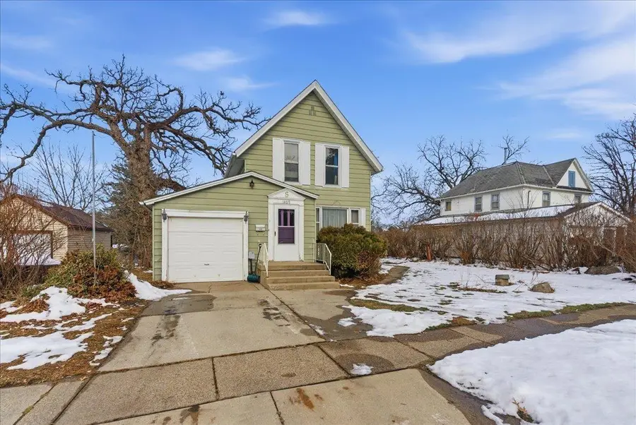 1409 Parkway Avenue, Cedar Falls, IA 50613 - Image #2