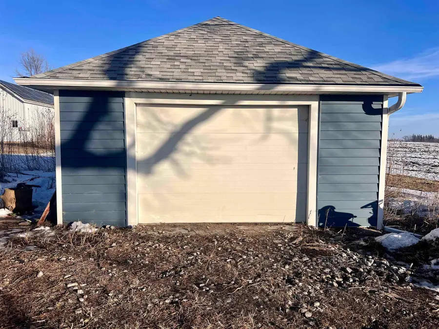 495 Wren Avenue, Ackley, IA 50601 - Image #3