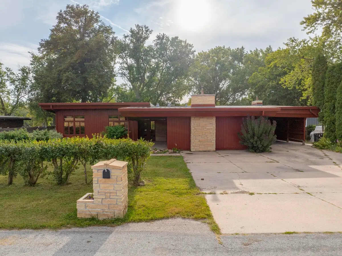 2802 Cottage Row Road, Cedar Falls, IA 50613 - Image #1