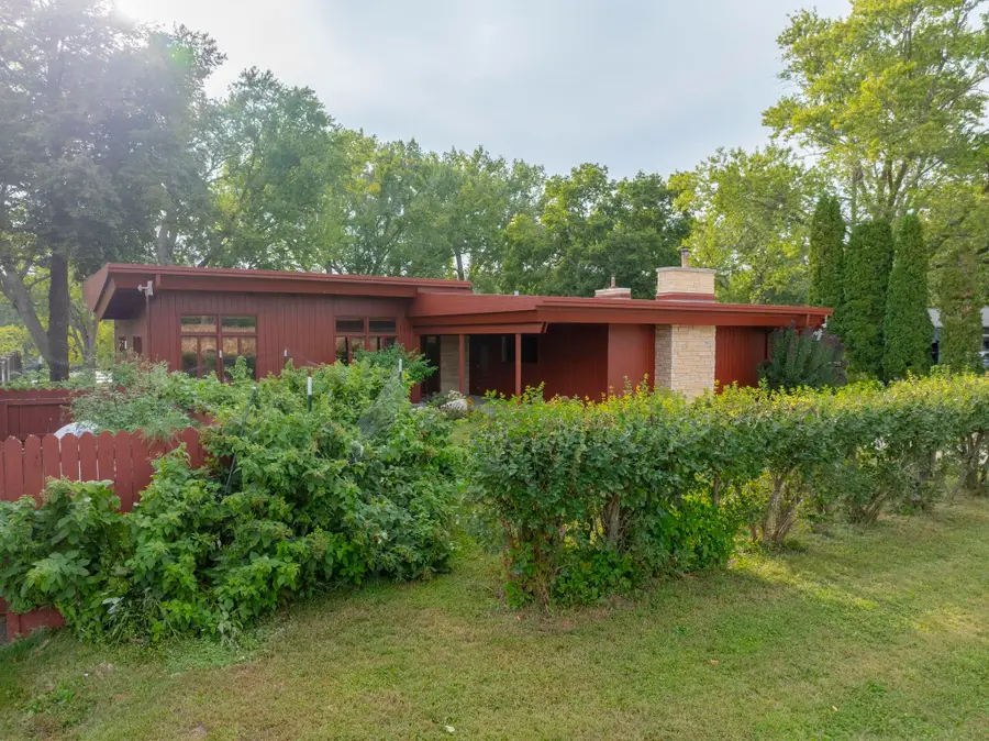 2802 Cottage Row Road, Cedar Falls, IA 50613 - Image #2